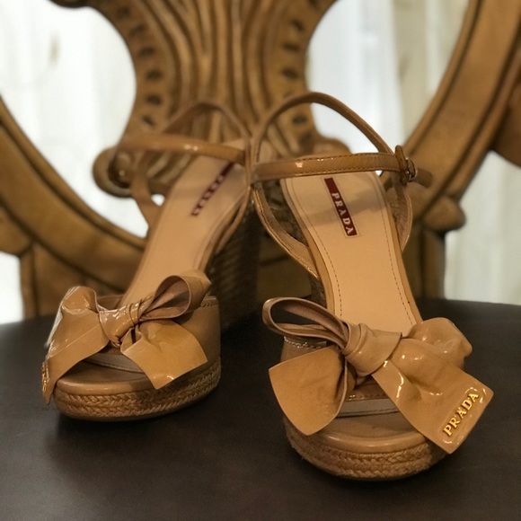 Prada Bow Wedges - Nude - Picture 1 of 8